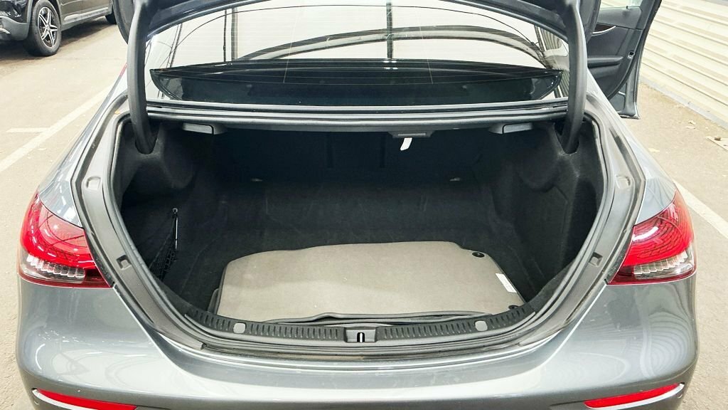 Mercedes-Benz E Class 2L Null Black #11