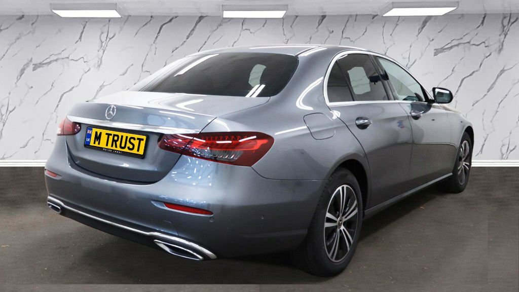 Mercedes-Benz E Class 2L Sport Grey #4