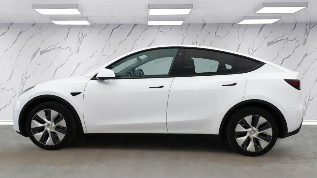 Tesla Model Y Suv White #6
