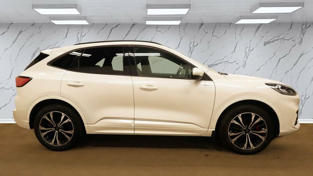 Ford Kuga 2.5L St-line X Edition White #5