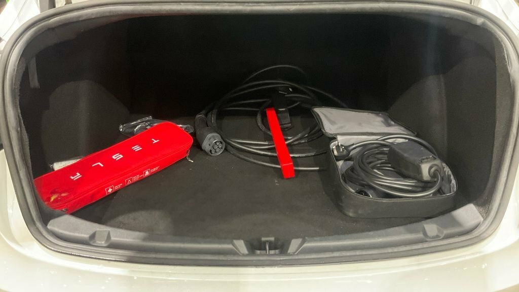 Tesla Model 3 Saloon Red #11