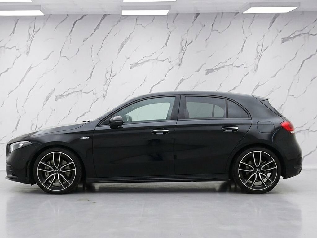 Mercedes-Benz A Class 2L Amg Black #5