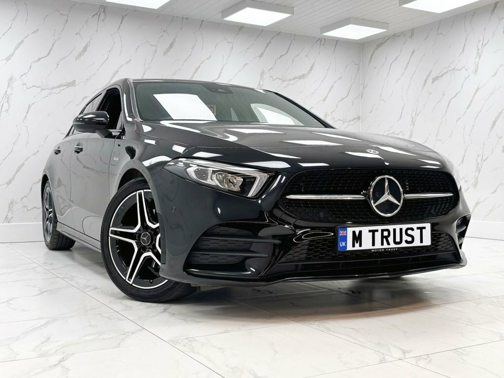 Mercedes-Benz A Class 1.3L Amg Line Edition Black #2