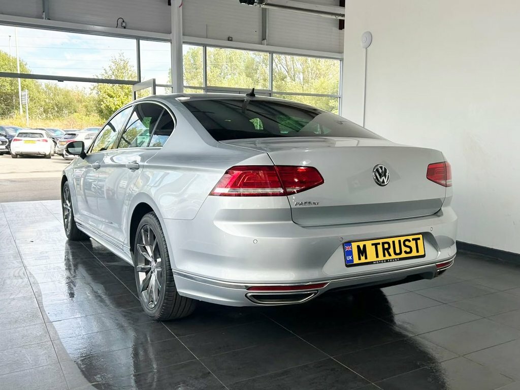 Volkswagen Passat 1.5L R-line Silver #6