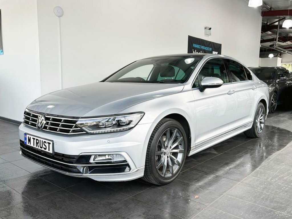 Volkswagen Passat 1.5L R-line Silver #4