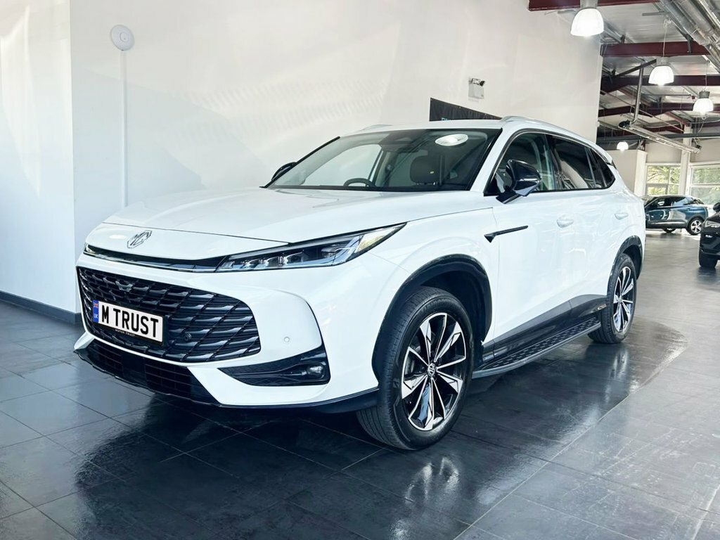 MG HS Suv SP25YUK White #5