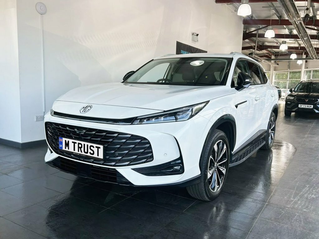 MG HS Suv SP25YUK White #4