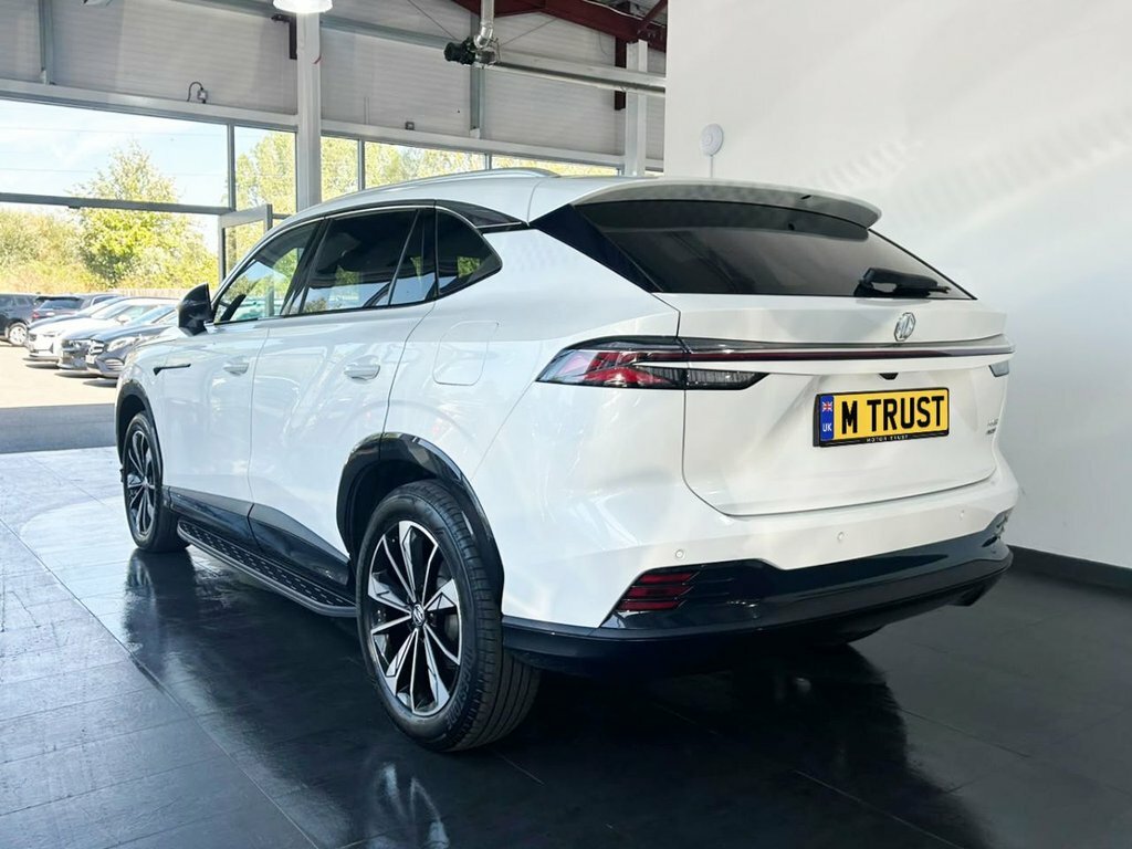 MG HS Suv SP25YUK White #6