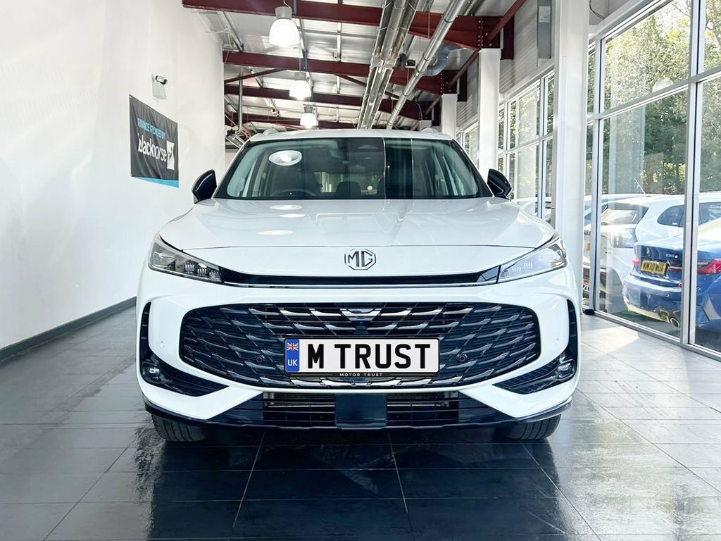 MG HS Suv SP25YUK White #3