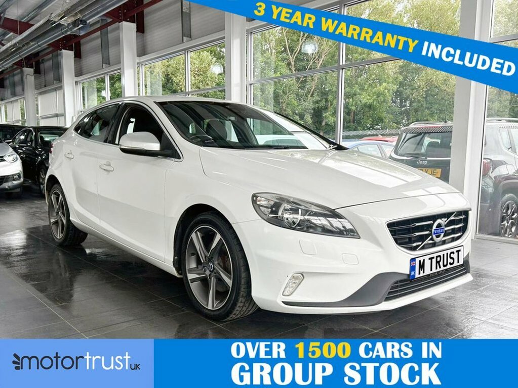 Volvo V40 2L R-design MC15OVB White
