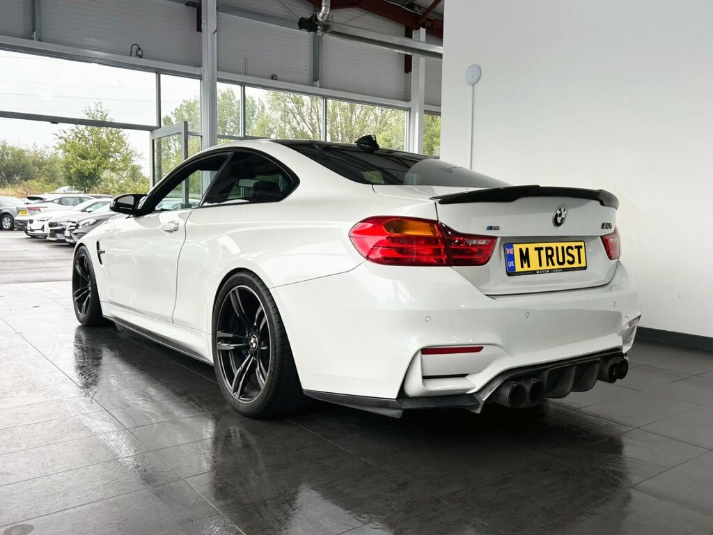 BMW M4 M4 S-a NL15PKF White #5