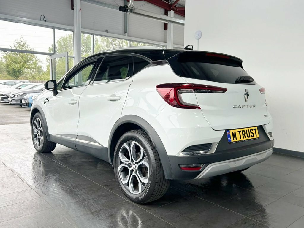 Renault Captur 1.6L Techno PK24LXM White #6