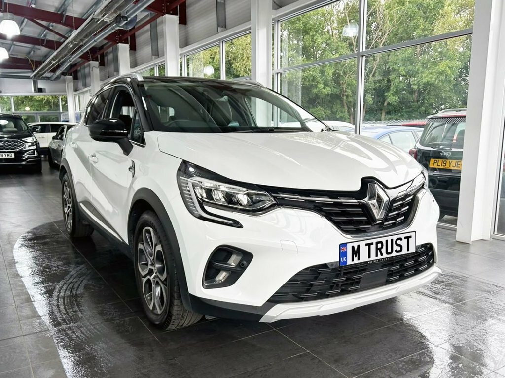 Renault Captur 1.6L Techno PK24LXM White #2