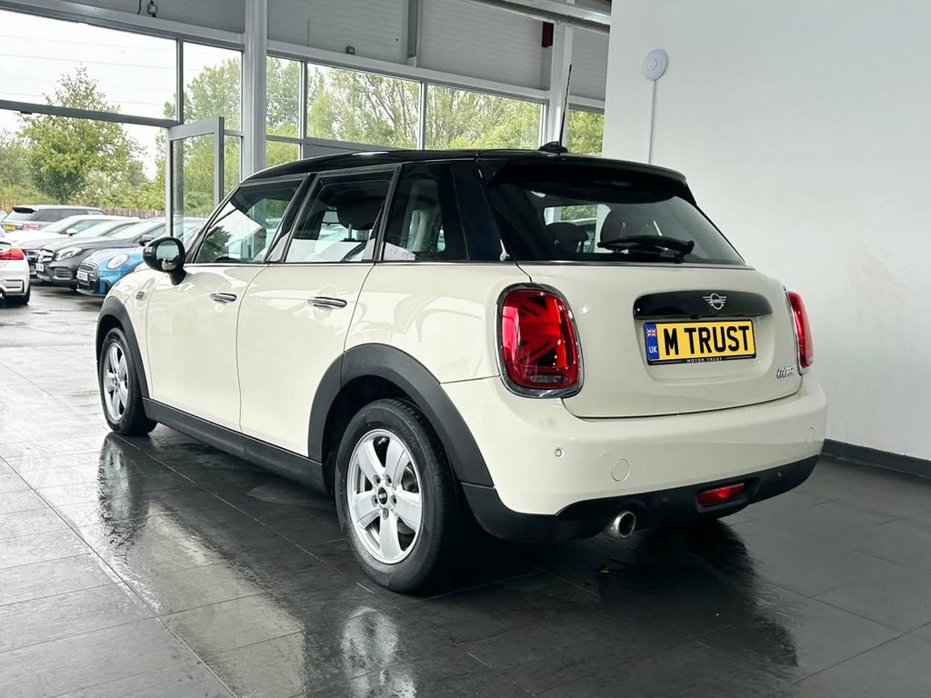 Mini Hatch 1.5L Cooper PJ18XHZ White #6