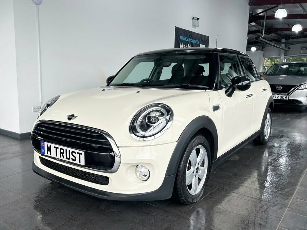 Mini Hatch 1.5L Cooper PJ18XHZ White #4