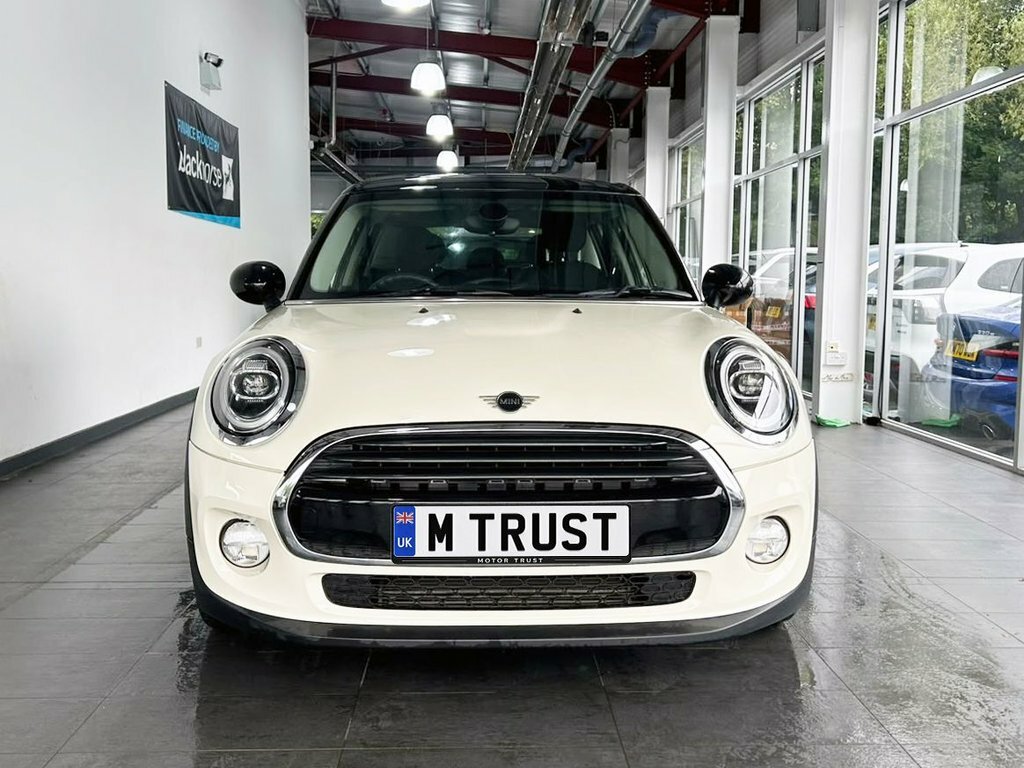 Mini Hatch 1.5L Cooper PJ18XHZ White #3
