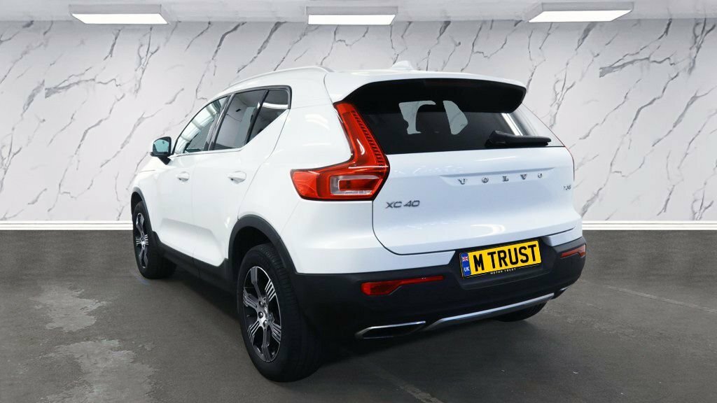 Volvo XC40 1.5L Inscription White #3