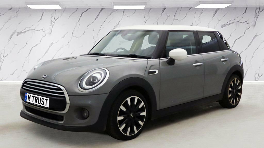 Mini Hatch 1.5L Cooper Exclusive FV70JVD Grey #2