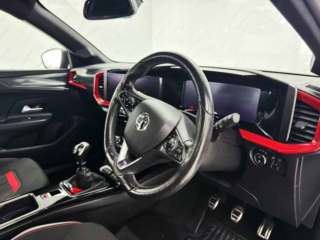 Vauxhall Mokka Elite Nav White #17
