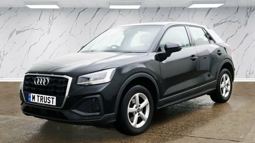 Audi Q2 1L Technik HJ21NXL Black #2