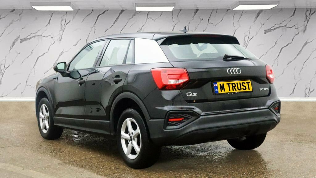 Audi Q2 1L Technik HJ21NXL Black #3
