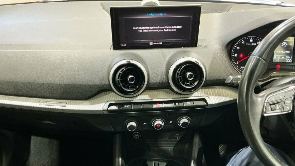 Audi Q2 1L Technik HJ21NXL Black #5