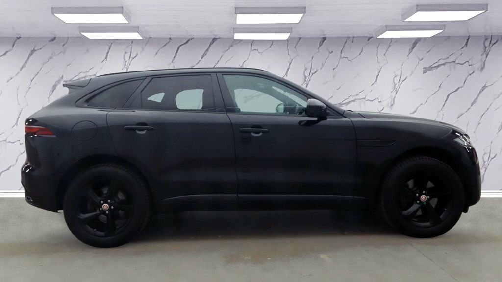 Jaguar F-Pace 2L R-dynamic S BP70KLC Black #5