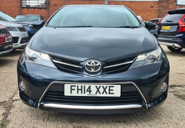 Toyota Auris 1.6 V-matic Icon Plus Hatchback Grey #2