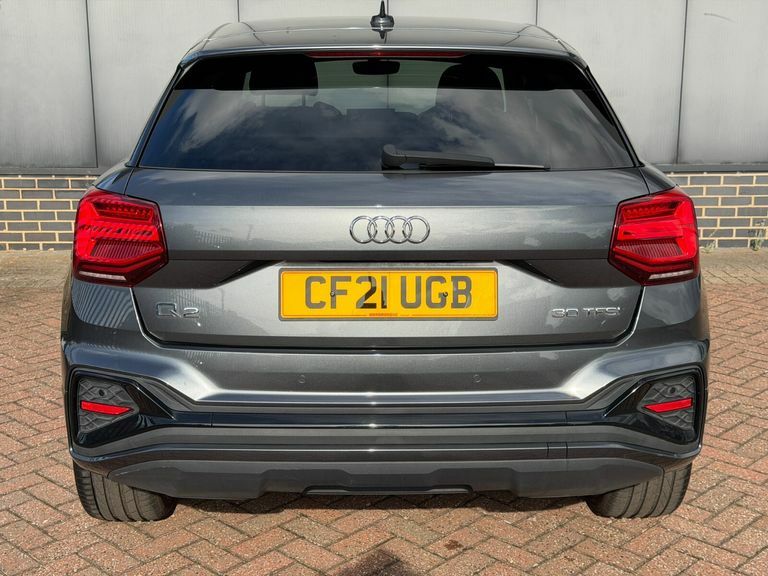 Audi Q2 30 Tfsi Black Edition Grey #4