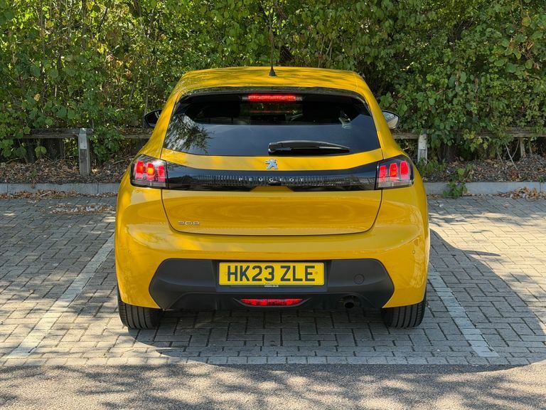 Peugeot 208 1.2 Puretech 100 Active Premium Yellow #6