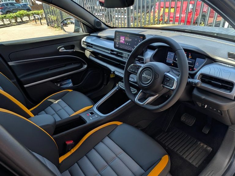 Jeep Avenger 2024 74 1.2  #15