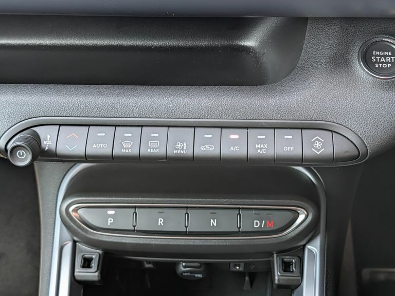 Jeep Avenger 2024 74 1.2  #41
