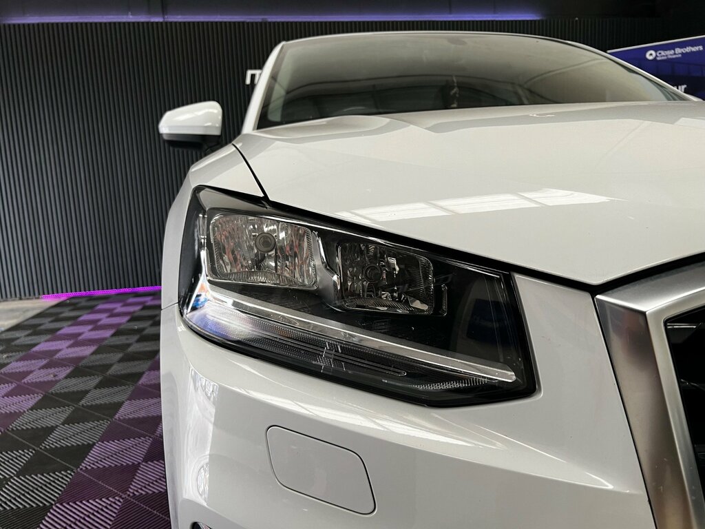Audi Q2 Technik White #36
