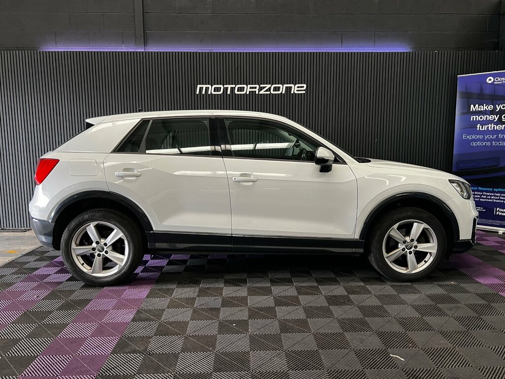 Audi Q2 1.6 Tdi 30 Sport Suv Euro 6 Ss White #6