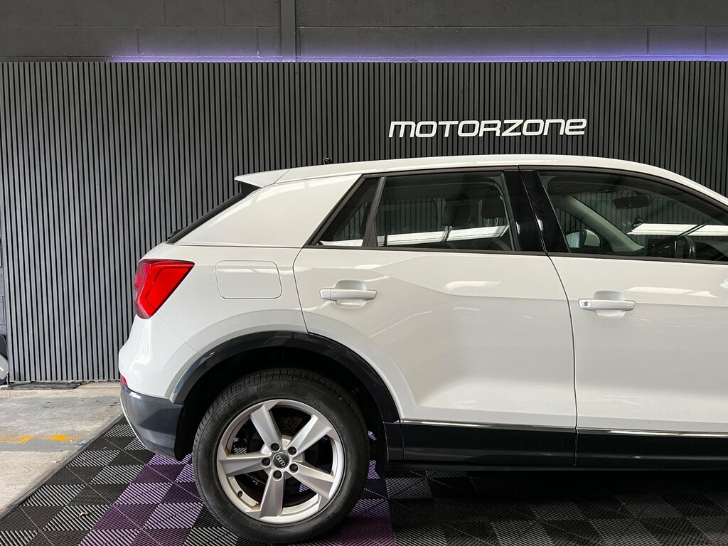 Audi Q2 Technik White #7