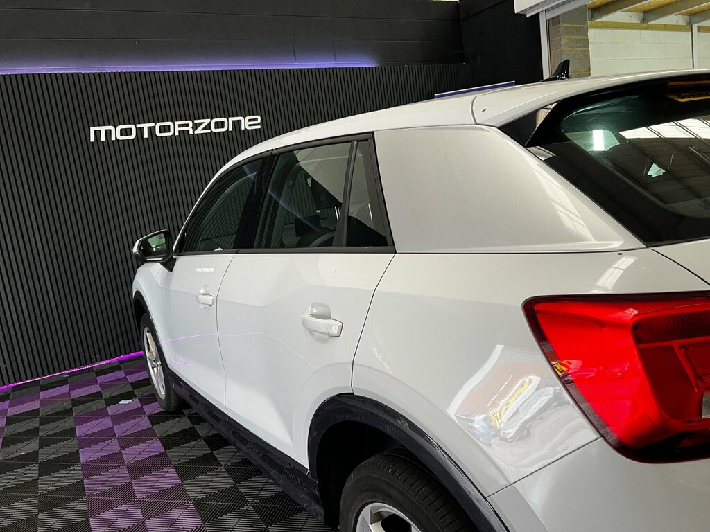 Audi Q2 Technik White #47