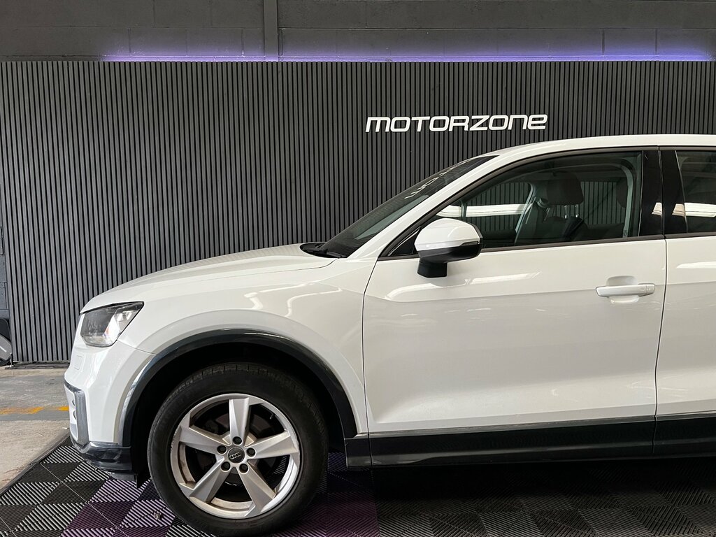 Audi Q2 Technik White #17