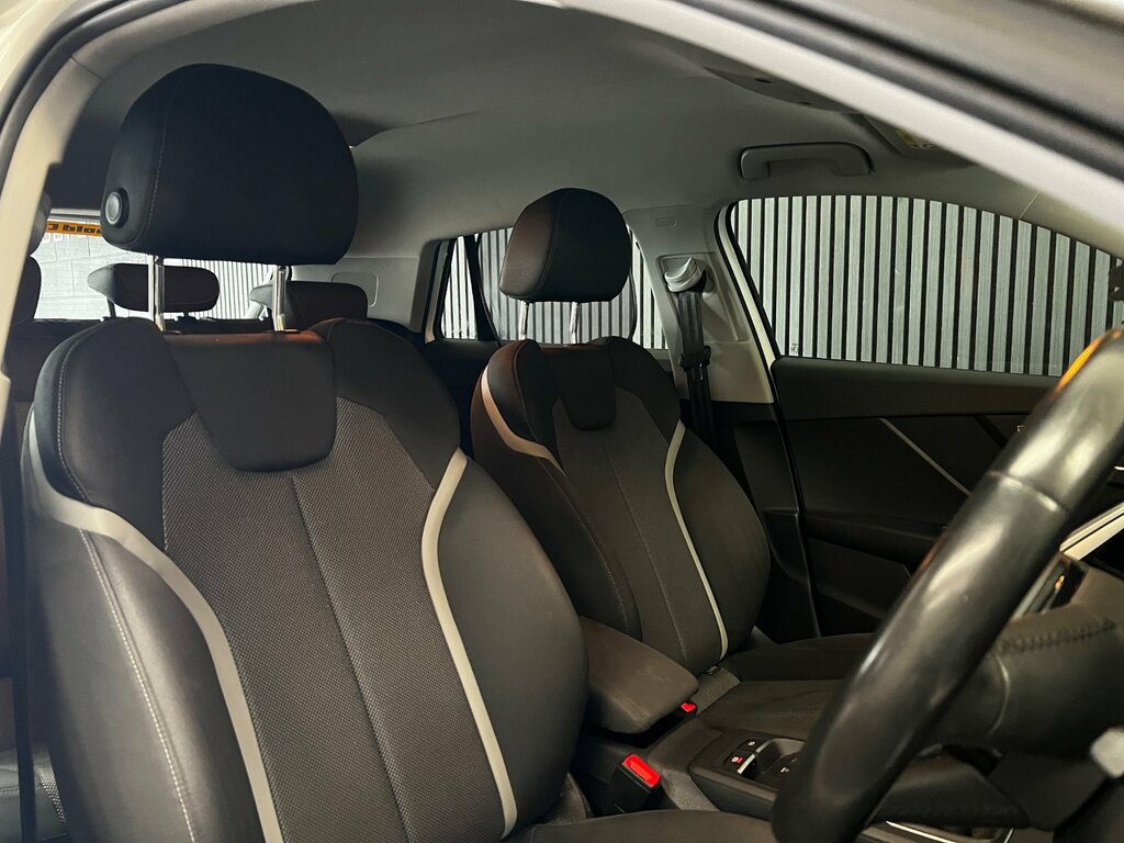 Audi Q2 Technik White #11