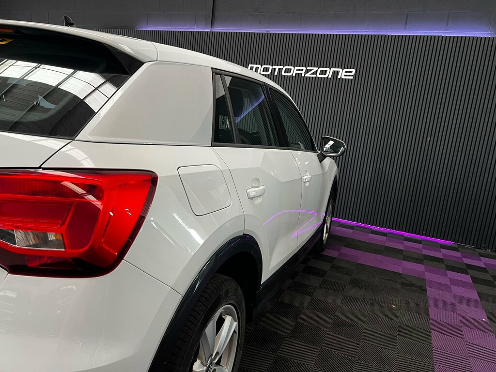 Audi Q2 Technik White #46