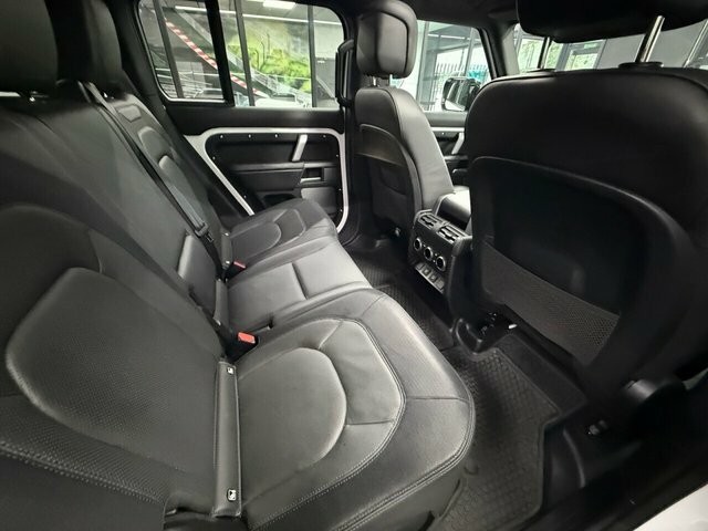 Land Rover Defender 110 2.0 P300 X-dynamic Hse Suv 4Wd Eur HM24VKM White #4