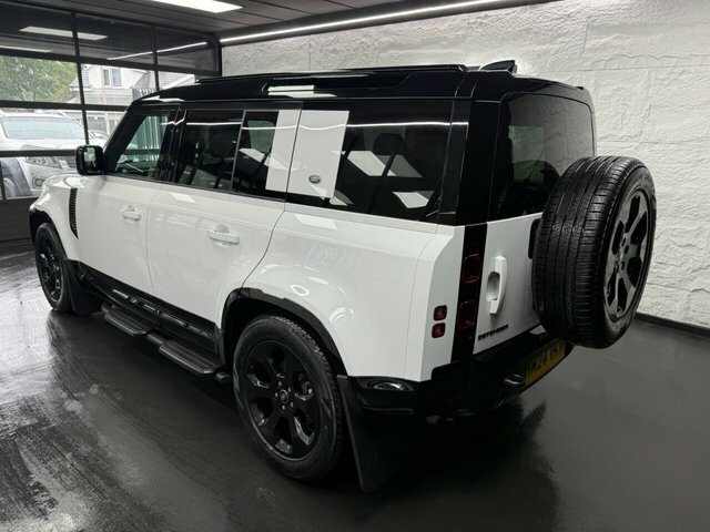 Land Rover Defender 110 2.0 P300 X-dynamic Hse Suv 4Wd Eur HM24VKM White #3