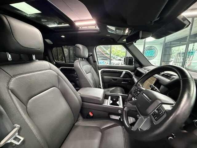 Land Rover Defender 110 2.0 P300 X-dynamic Hse Suv 4Wd Eur HM24VKM White #2