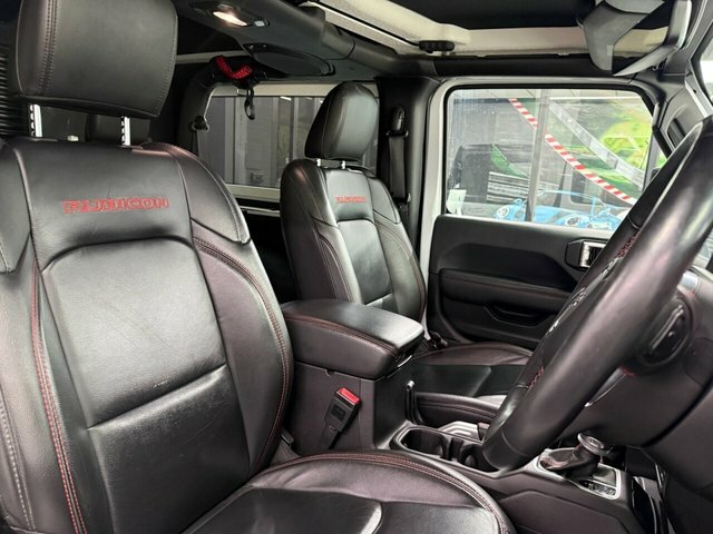 Jeep Wrangler 2L Null Silver #12