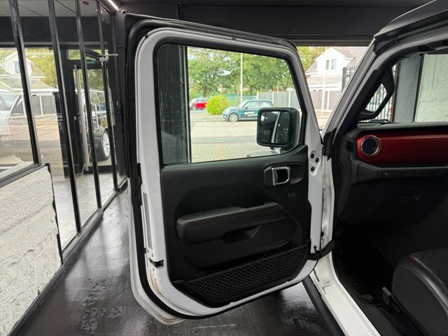 Jeep Wrangler 2L Null Silver #32