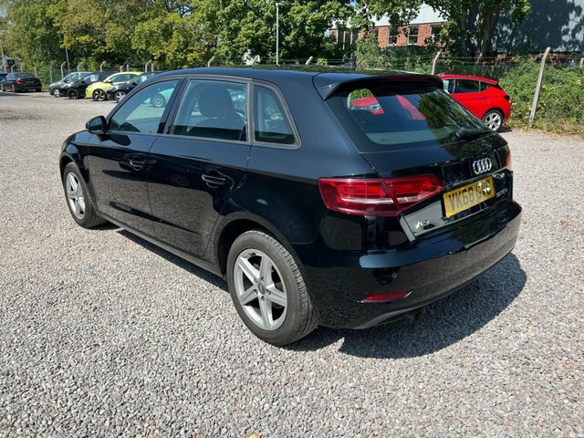 Audi A3 1.0 Tfsi 30 Se Technik Sportback Black #5