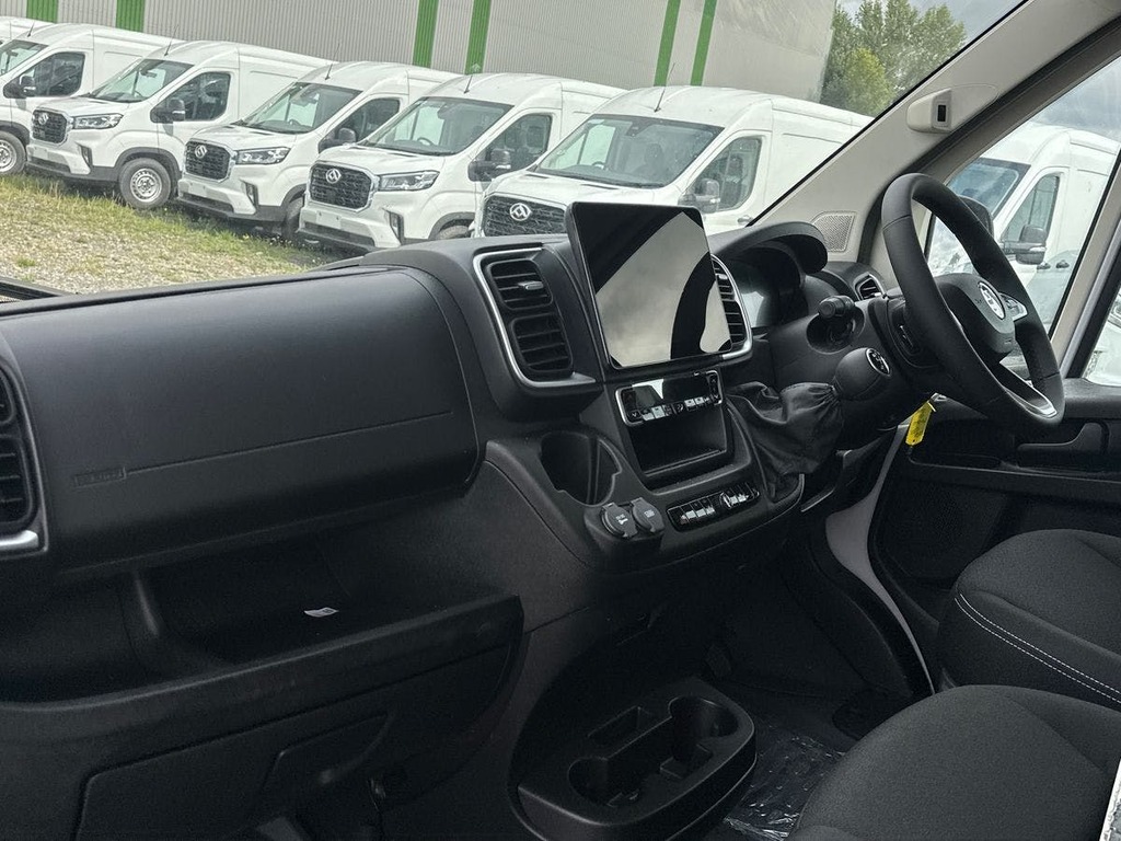 Vauxhall Movano 2L Prime Grey #7