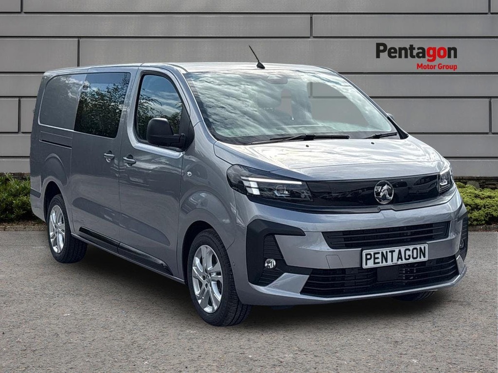 Vauxhall Vivaro 2.2 Pro Xl Crew Van Double Cab 6Dr Lwb White