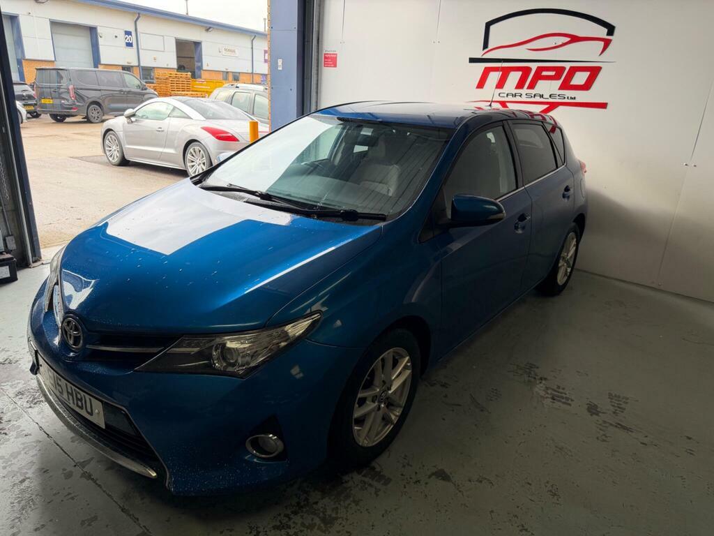 Toyota Auris 1.33 Dual Vvt-i Icon Plus Hatchback Blue #2