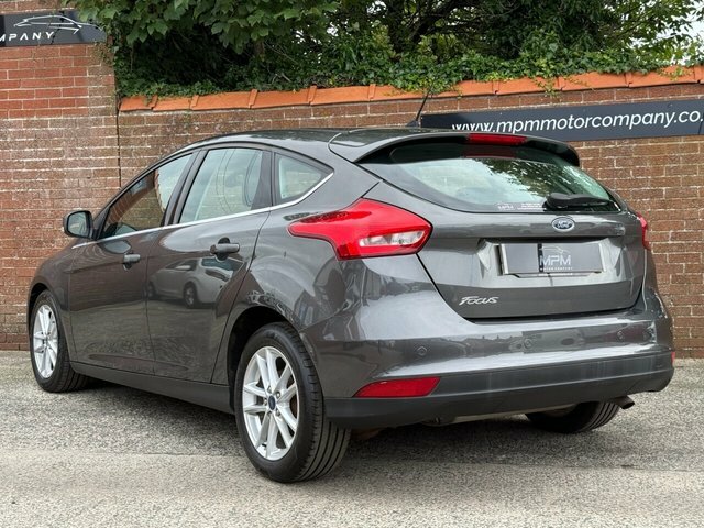 Ford Focus 1.6 Zetec Hatchback Powershift Euro 6 Grey #6