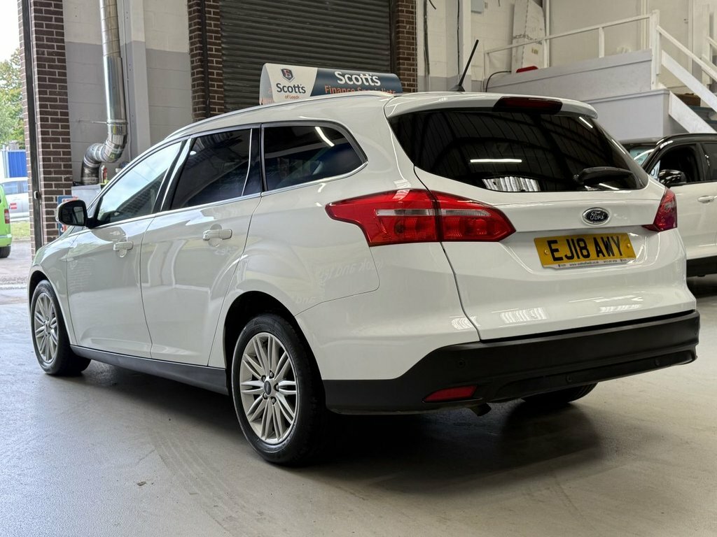 Ford Focus 1.5L Zetec Edition EJ18AWY White #4
